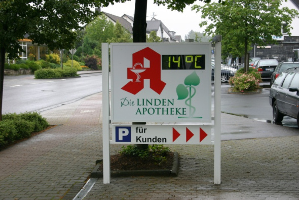 Die Linden Apotheke